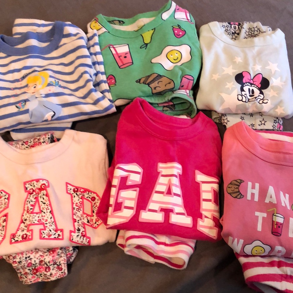 Gap lightweight pajamas